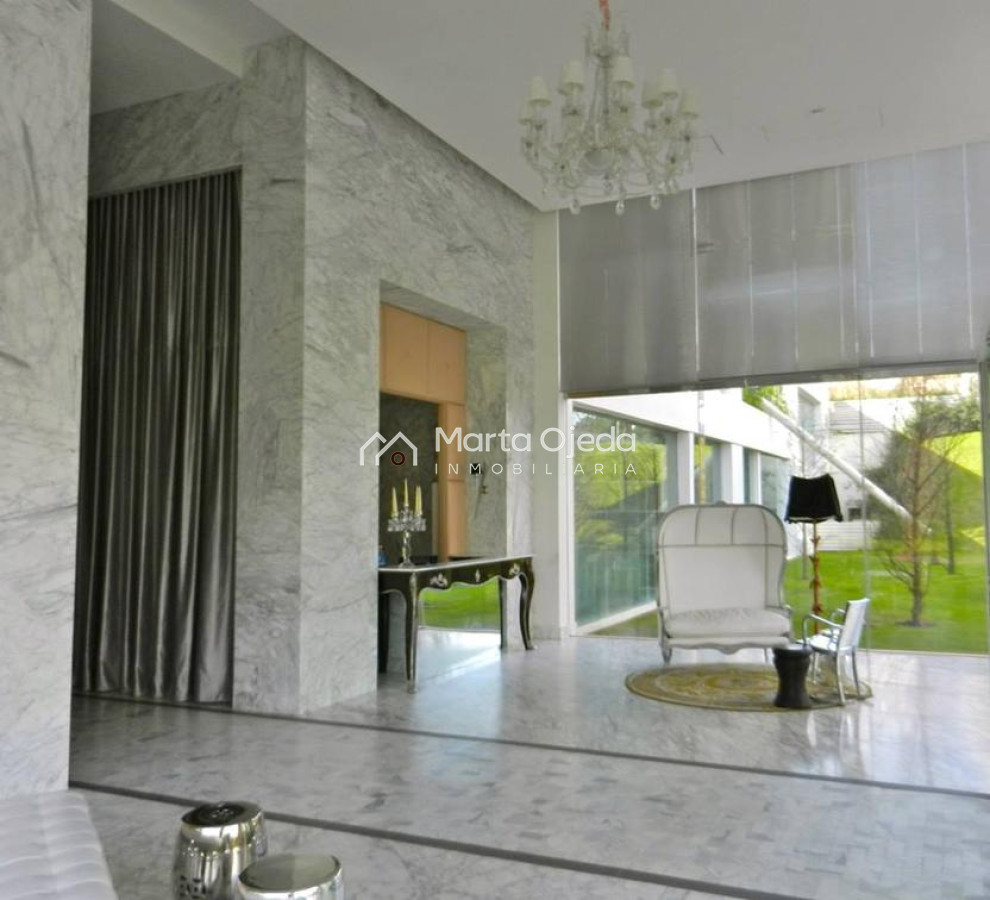 Apartamento ID.37596 - Edificio  con estilo único ubicado en Roosevelt