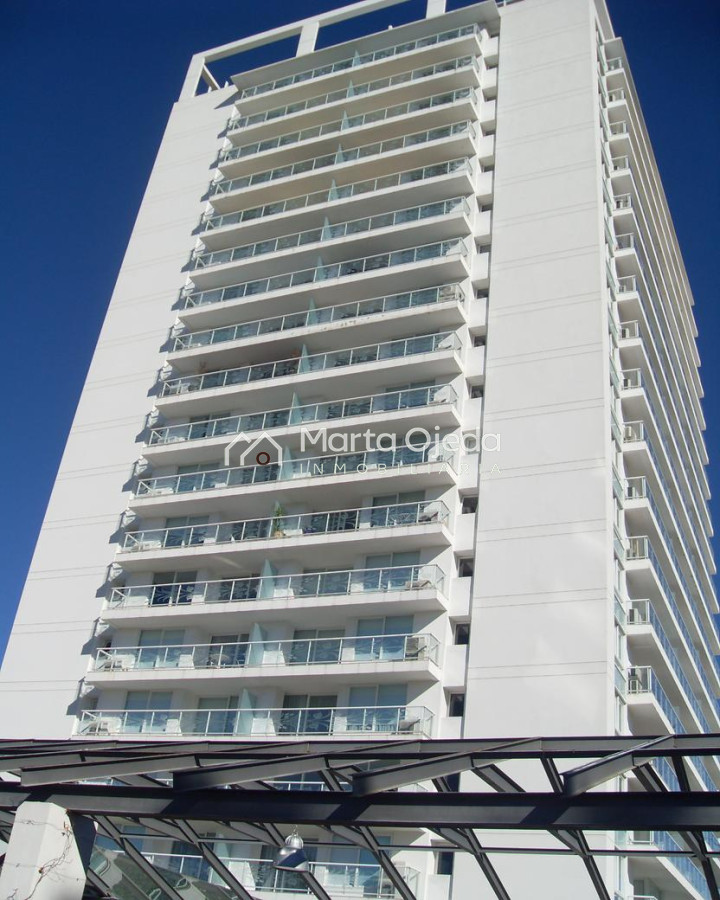 Apartamento ID.37596 - Edificio  con estilo único ubicado en Roosevelt
