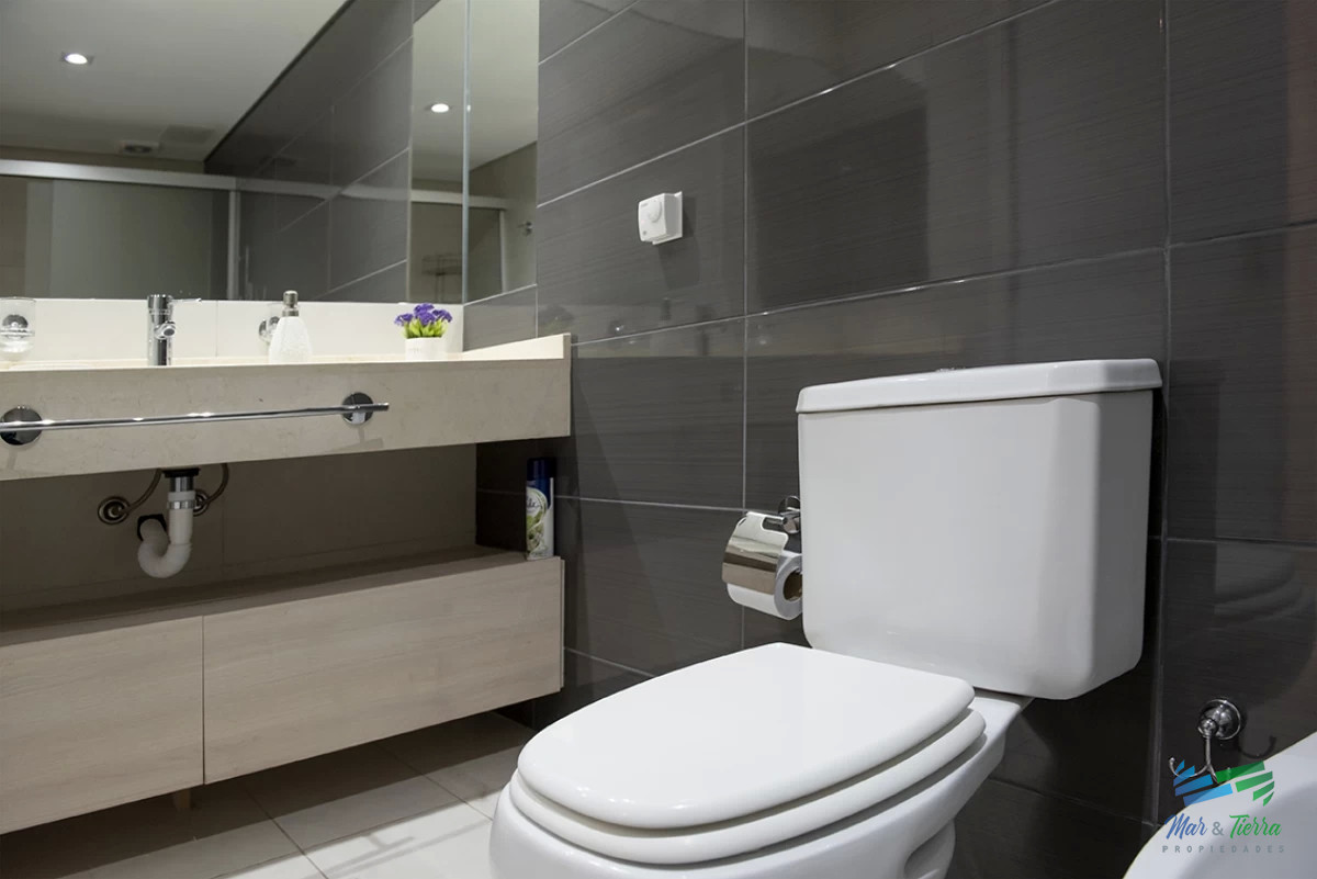 Apartamento ID.3718 - Alquilo apartamento 2 dormitorios, Torre Wind, Punta del Este 