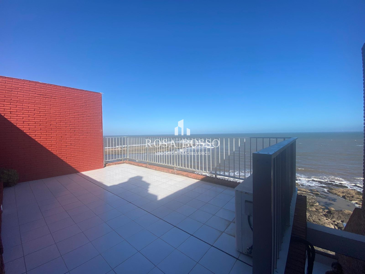 Apartamento ID.6142 - Pent-house de lujo sobre el mar en península de Punta del Este   