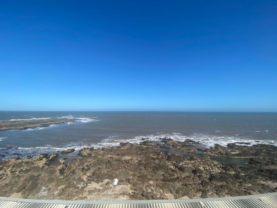 Pent-house de lujo sobre el mar en península de Punta del Este   
