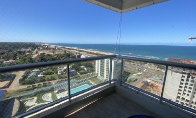 Venta apartamento 2 dormitorios En Torre Look, Playa Brava Punta del Este