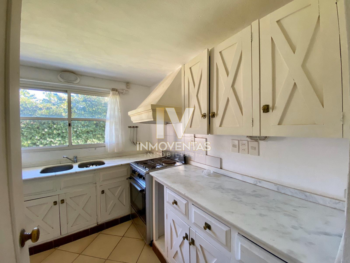 Casa ID.238 - OPORTUNIDAD EN MANANTIALES - FINANCIA - PERMUTA