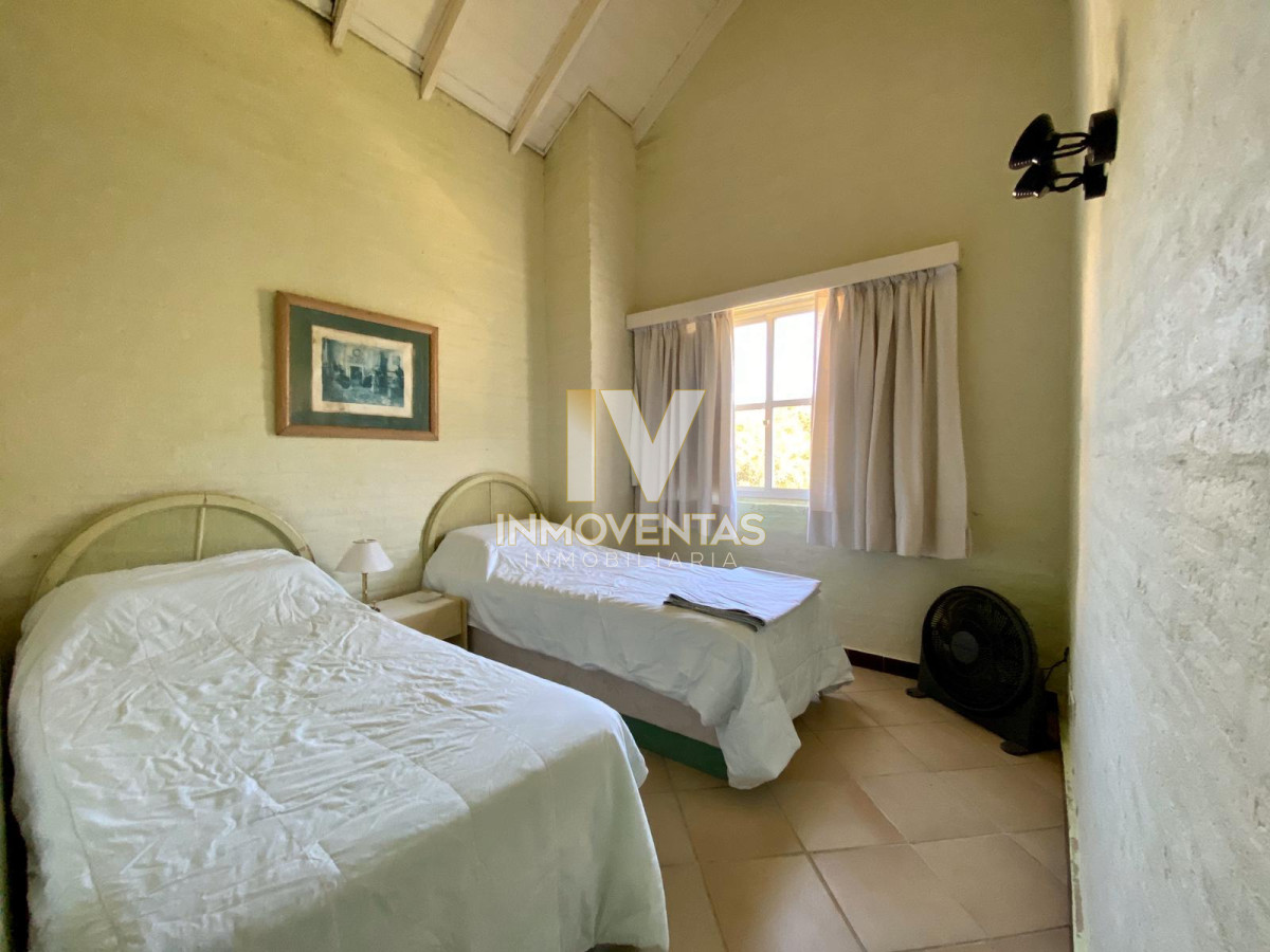 Casa ID.238 - OPORTUNIDAD EN MANANTIALES - FINANCIA - PERMUTA