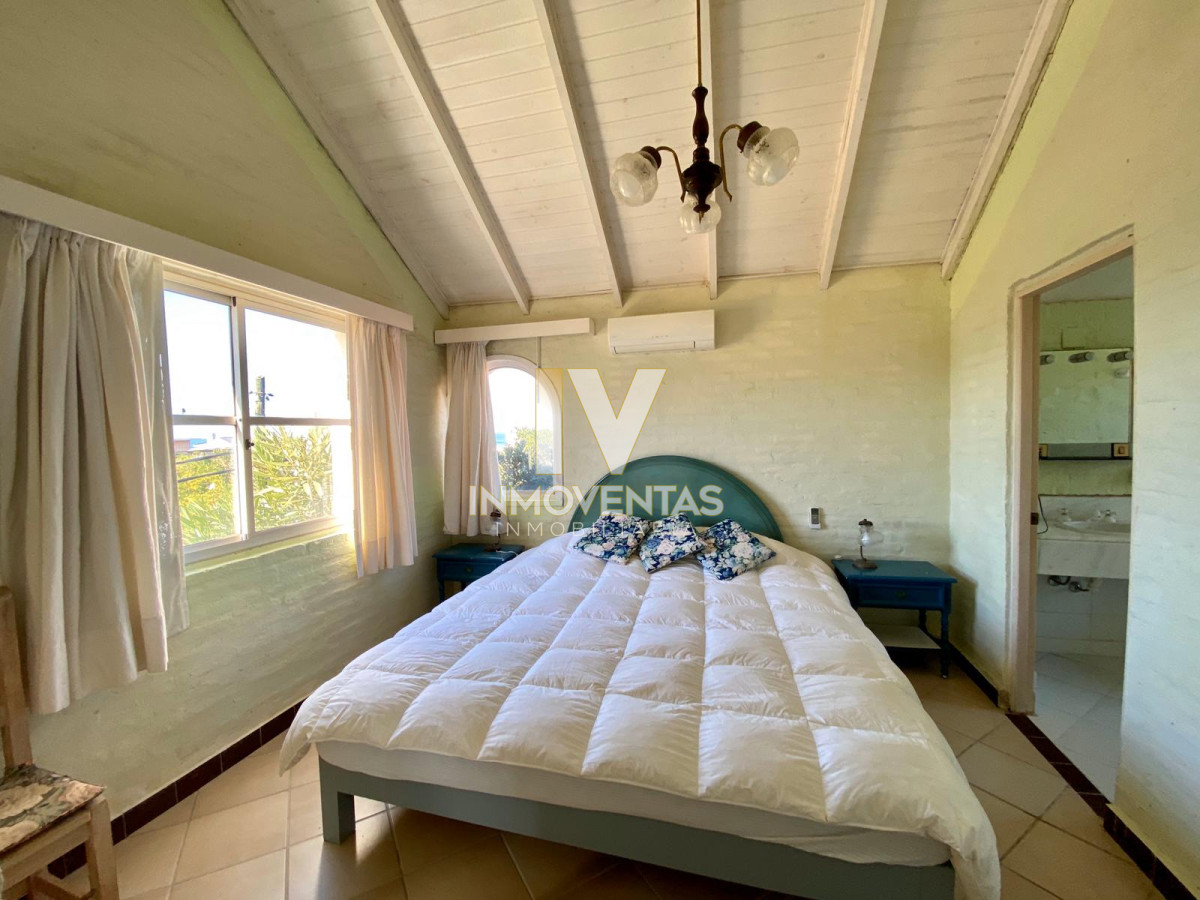 Casa ID.238 - OPORTUNIDAD EN MANANTIALES - FINANCIA - PERMUTA