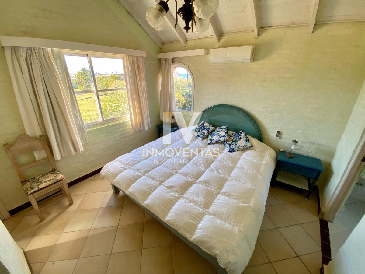 Casa ID.238 - OPORTUNIDAD EN MANANTIALES - FINANCIA - PERMUTA