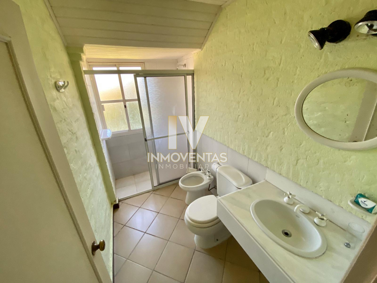 Casa ID.238 - OPORTUNIDAD EN MANANTIALES - FINANCIA - PERMUTA