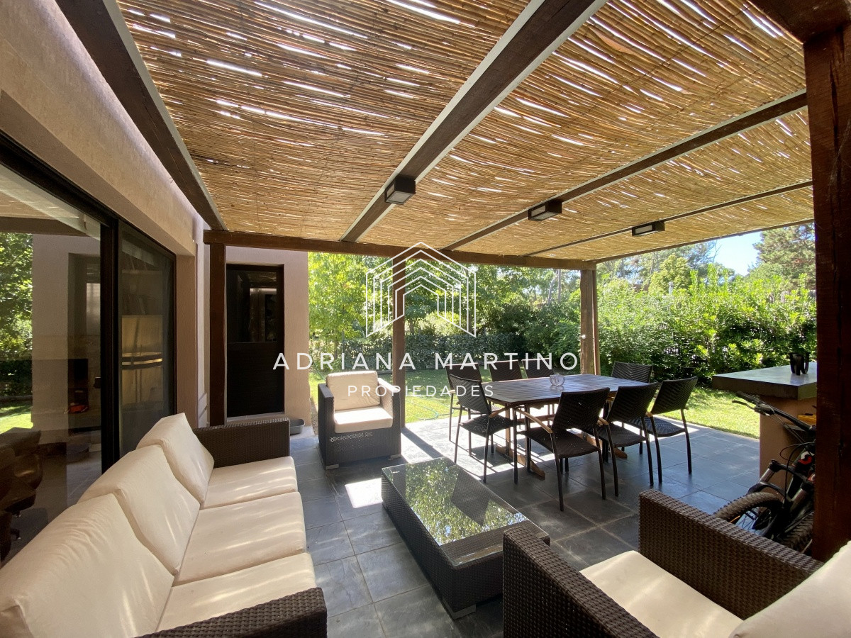 Casa ID.69983 - FINANCIA Hermosa casa en Barrio Privado 