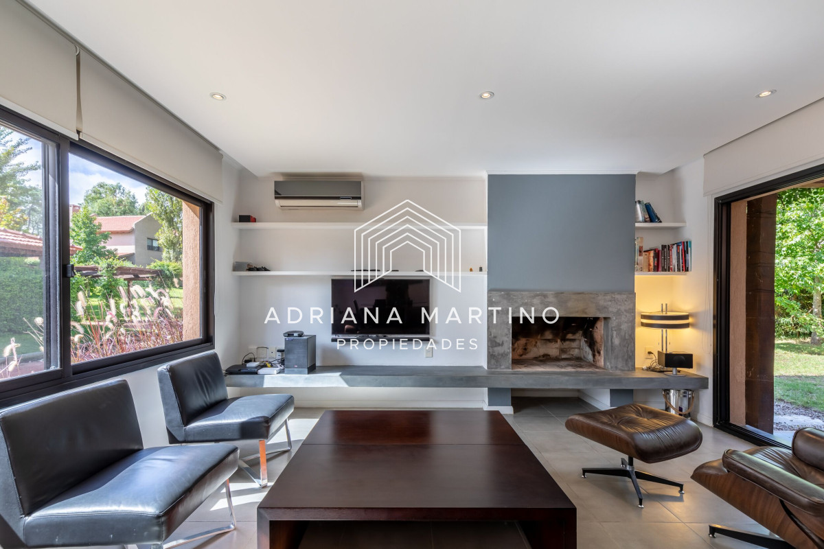 Casa ID.69983 - FINANCIA Hermosa casa en Barrio Privado 