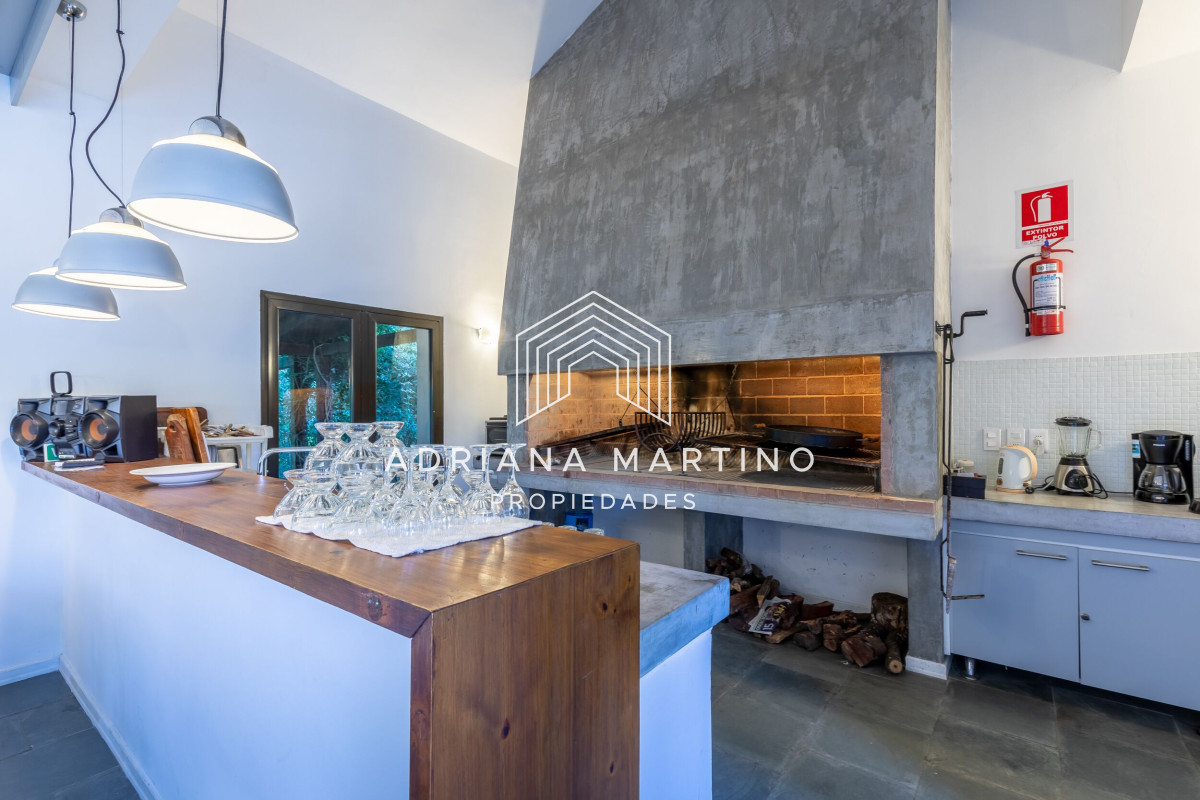 Casa ID.69983 - FINANCIA Hermosa casa en Barrio Privado 