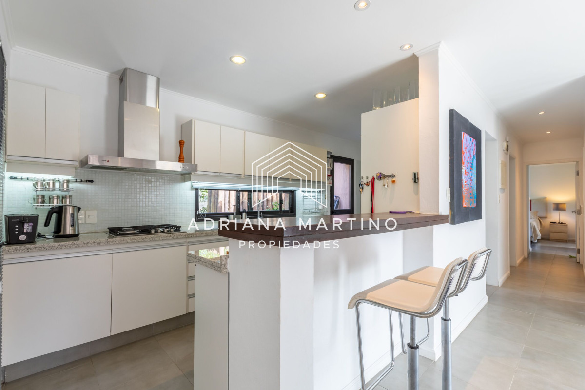 Casa ID.69983 - FINANCIA Hermosa casa en Barrio Privado 