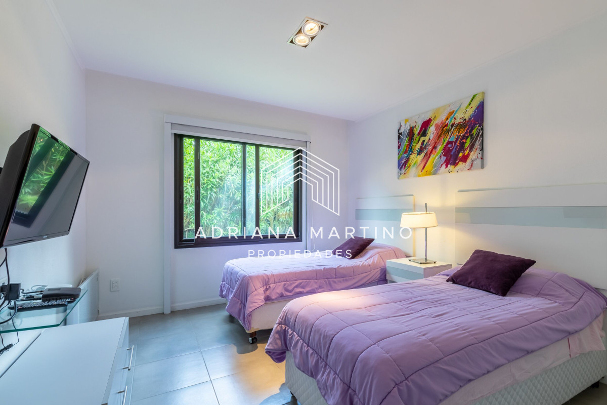 Casa ID.69983 - FINANCIA Hermosa casa en Barrio Privado 