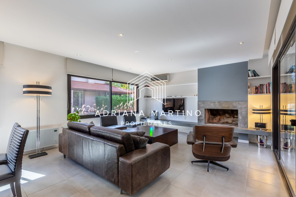 Casa ID.69983 - FINANCIA Hermosa casa en Barrio Privado 