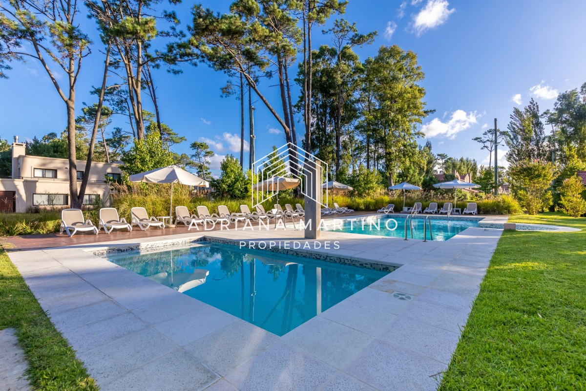 Casa ID.69983 - FINANCIA Hermosa casa en Barrio Privado 