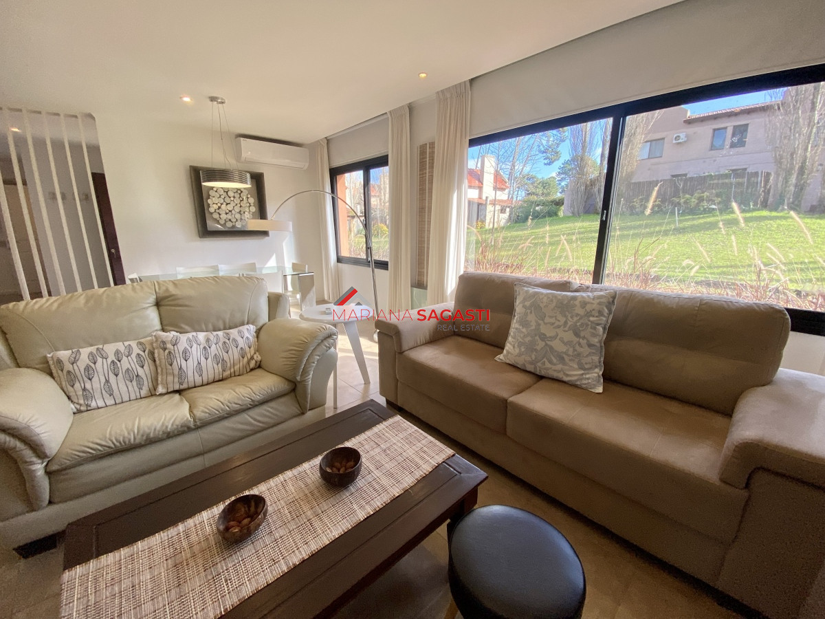 Casa ID.3903 - Venta casa 2 dormitorios pinares