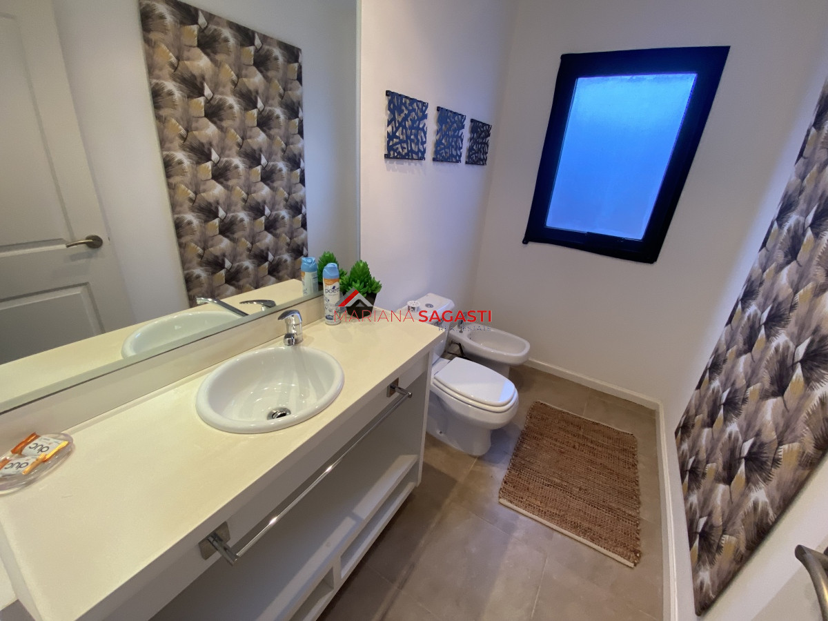 Casa ID.3903 - Venta casa 2 dormitorios pinares
