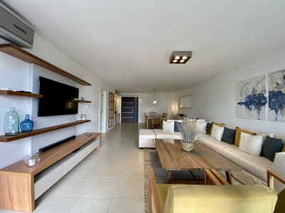 Apartamento en Playa Brava, Punta del Este. - NDM7730A
