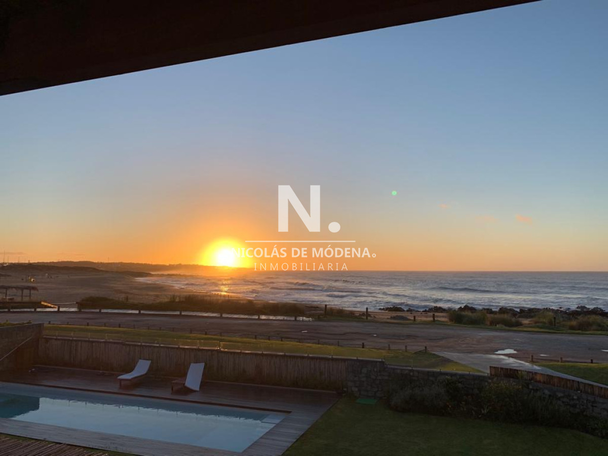 Excelente apartamento en primera linea de Manantiales! - NDM3263A