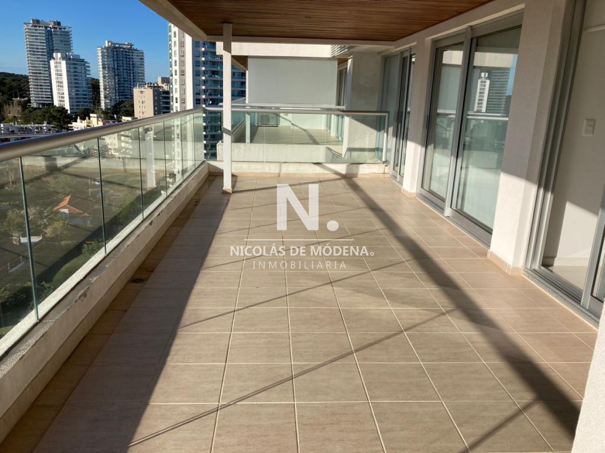Brava - GoPunta - Portal Inmobiliario de Punta del Este - Maldonado