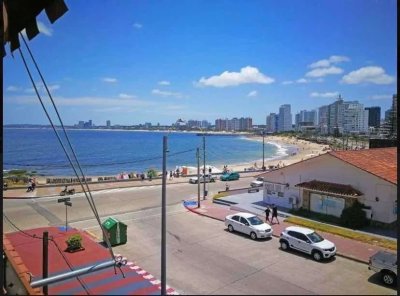 Vendo apartamento 3 dormitorios en la Penisula, Punta del Este.