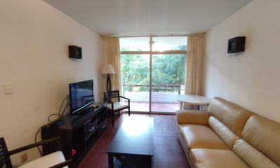 Apartamento en venta sobre Av. Italia