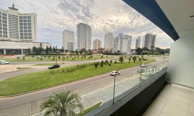 Comodo apartamento de 3 dormitorios en torre de categoria