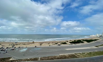 Excepcional penthouse en primera linea de la Brava!