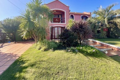 Venta Casa -  5 dormitorios 3 baños - Portezuelo, Punta Ballena 