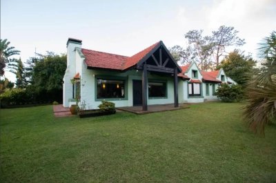 Venta casa 4 dormitorios Marly Punta del Este 