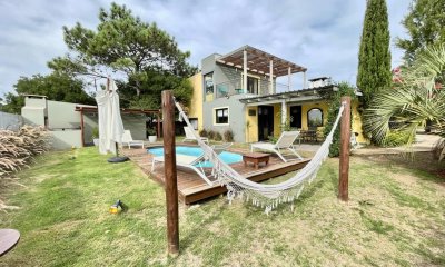 Venta Espectacular casa 2 dormitorios con piscina - La fortuna