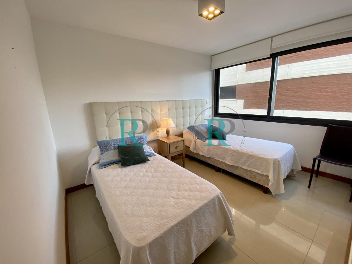 Apartamento ID.1593 - Apartamento 2 dormitorios playa brava Punta del Este