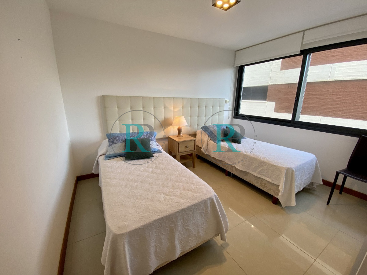 Apartamento ID.1593 - Apartamento 2 dormitorios playa brava Punta del Este