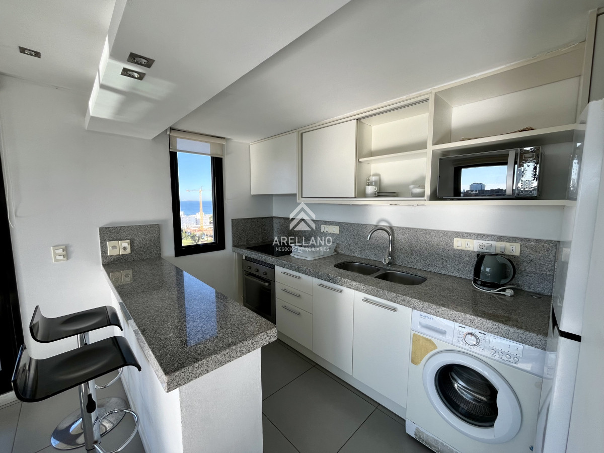 Apartamento ID.4731 - Venta Apartamento 2 dormitorios, Punta Del Este, Playa Brava.