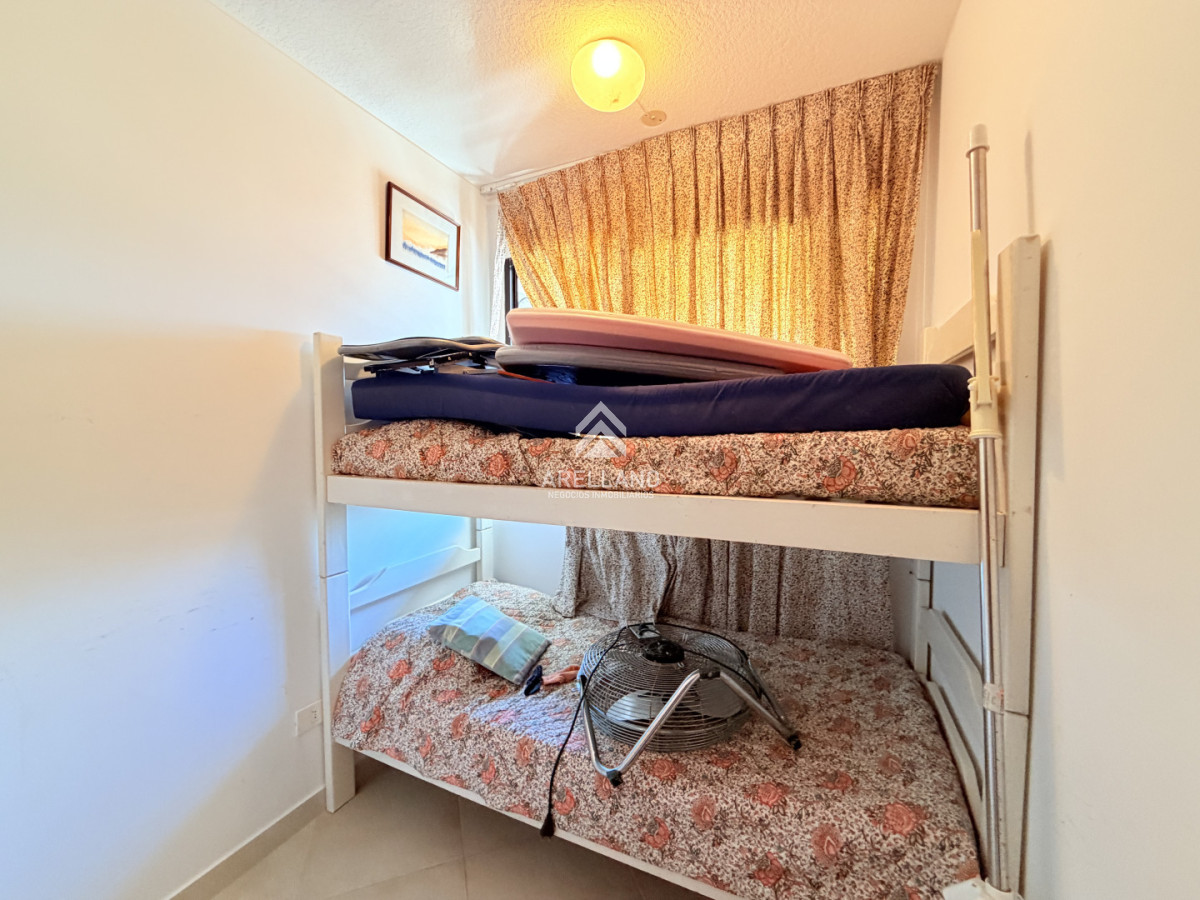 Apartamento ID.6049 - Venta apartamento 4 dormitorios. Playa brava, Punta del Este. 