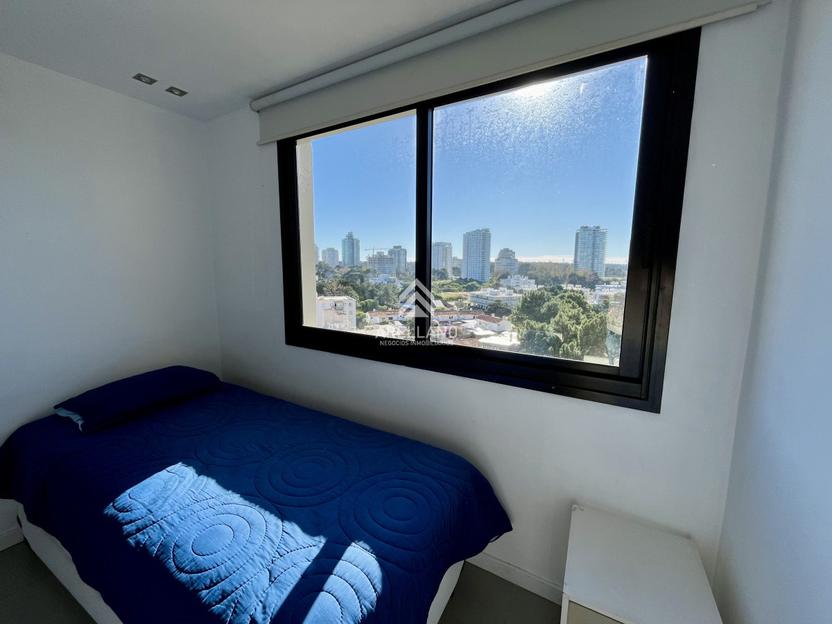 Apartamento ID.4731 - Venta Apartamento 2 dormitorios, Punta Del Este, Playa Brava.