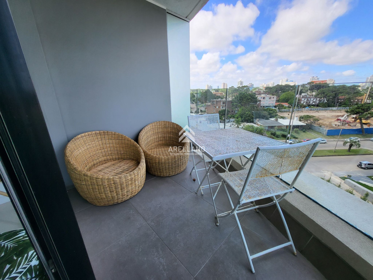 Apartamento ID.6129 - Venta apartamento 1 dormitorio y medio en Punta del Este