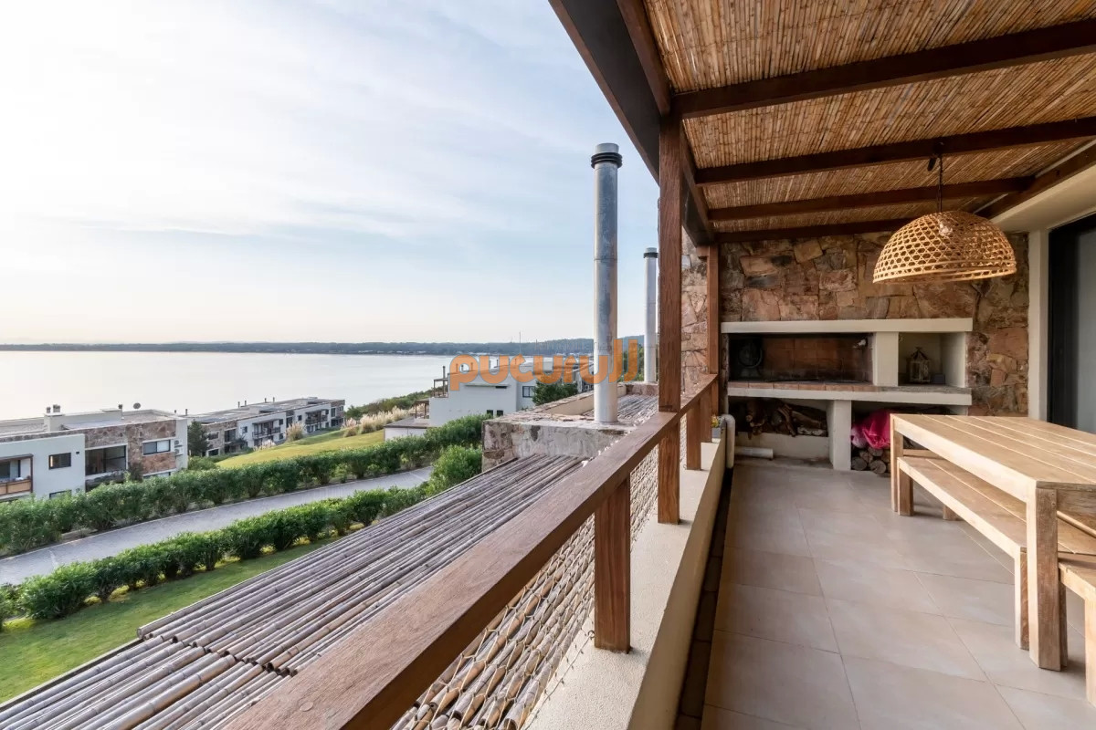 Apartamento ID.2253 - Venta apartamento 3 dormitorios más dependencia Punta Ballena 