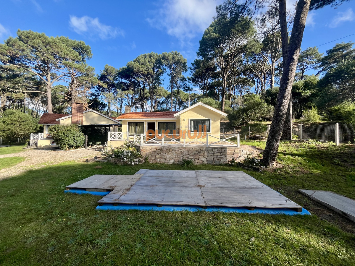 Club del Lago - GoPunta - Portal Inmobiliario de Punta del Este - Maldonado