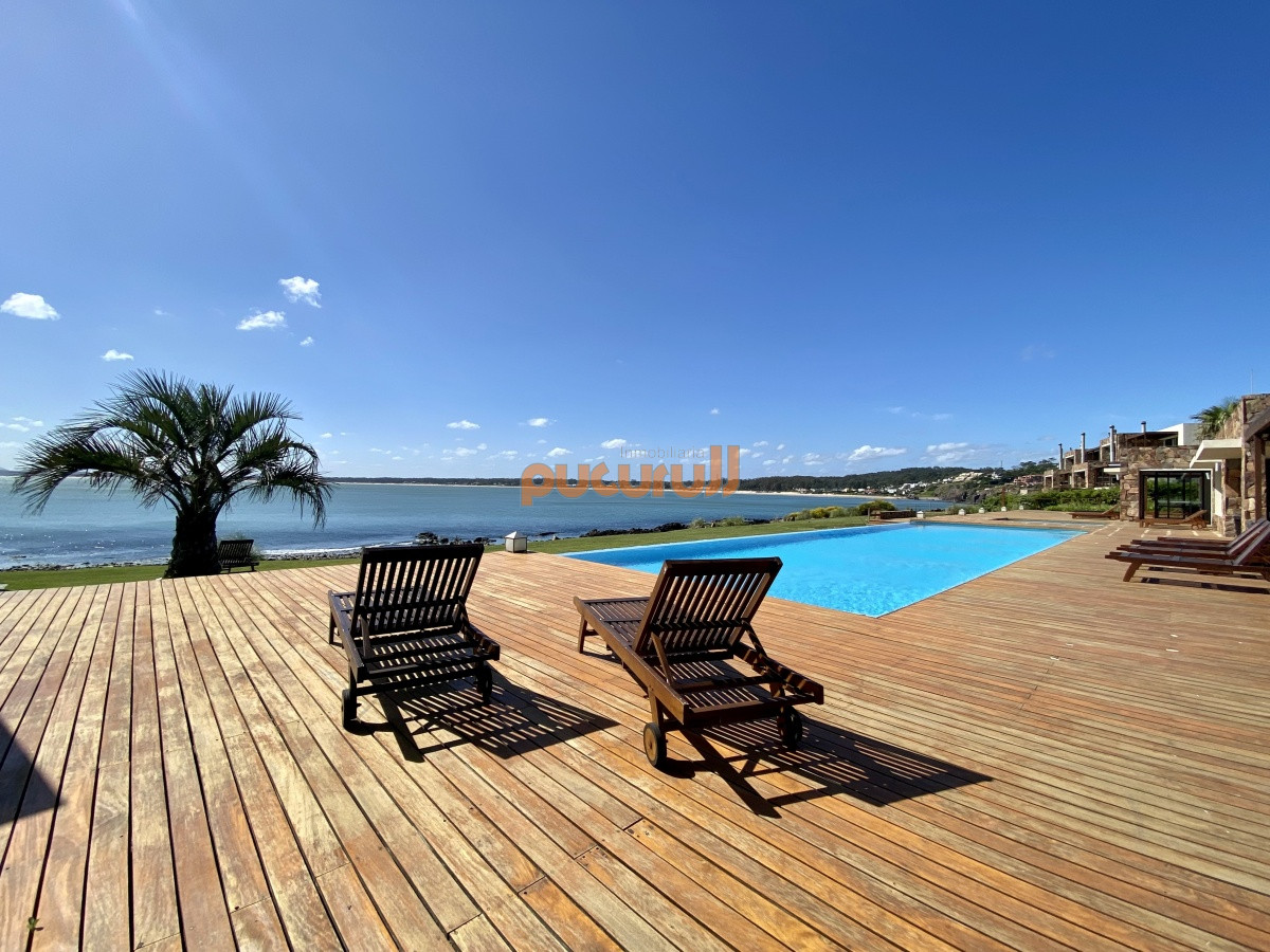 Apartamento ID.2253 - Venta apartamento 3 dormitorios más dependencia Punta Ballena 