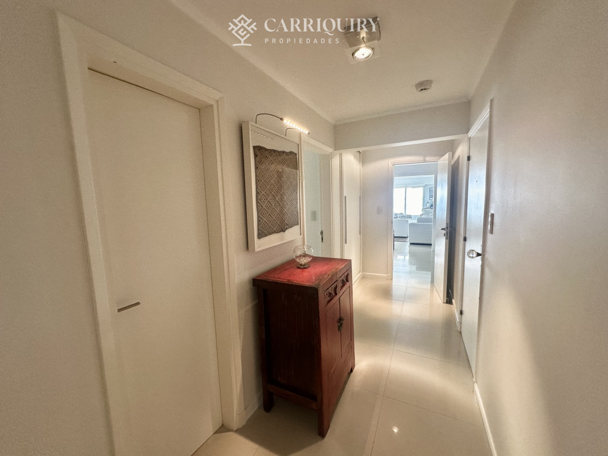 Apartamento ID.8185 - Alquiler Apartamento primera línea 4 dormitorios