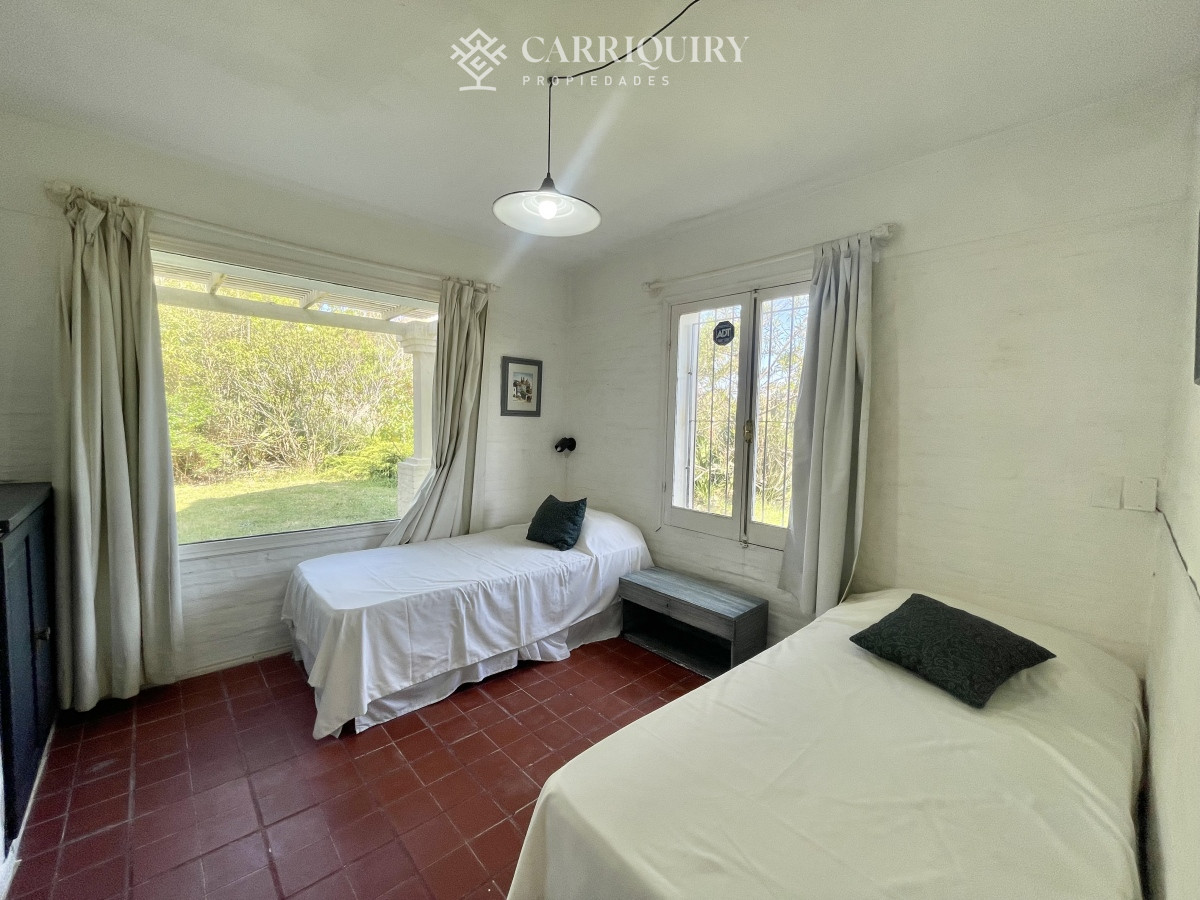 Casa ID.9032 - Venta casa 5 dormitorios. Montoya, La barra. 