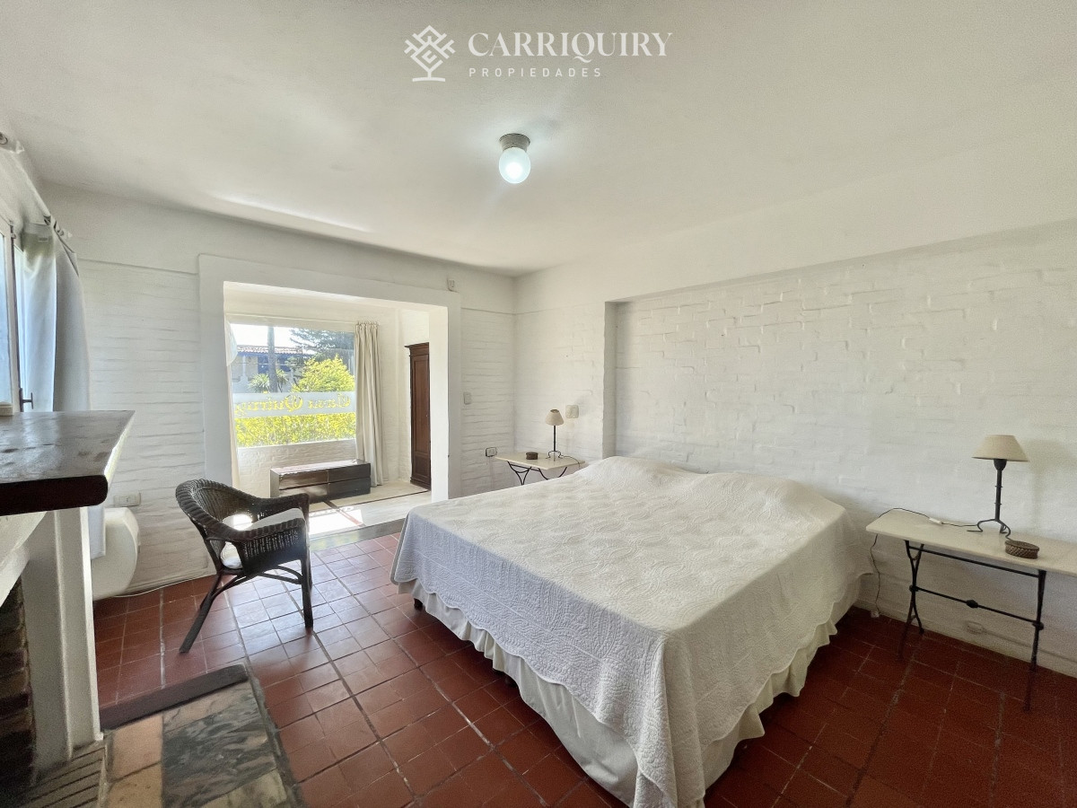 Casa ID.9032 - Venta casa 5 dormitorios. Montoya, La barra. 