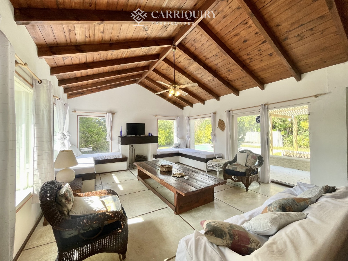 Casa ID.9032 - Venta casa 5 dormitorios. Montoya, La barra. 