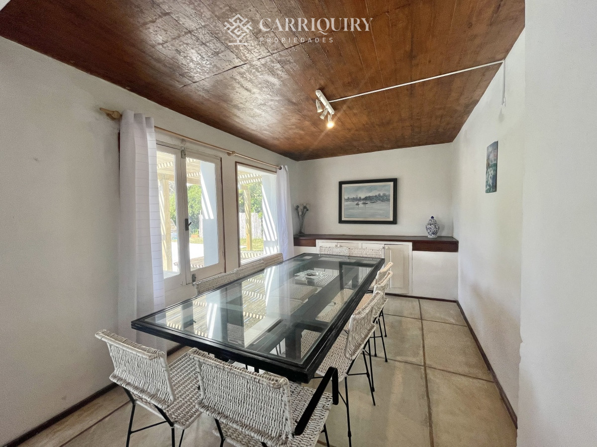 Casa ID.9032 - Venta casa 5 dormitorios. Montoya, La barra. 