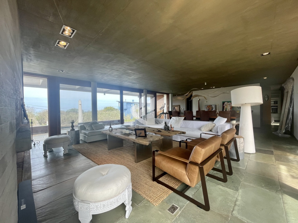 Casa ID.1227 - Venta casa 4 dormitorios El Chorro