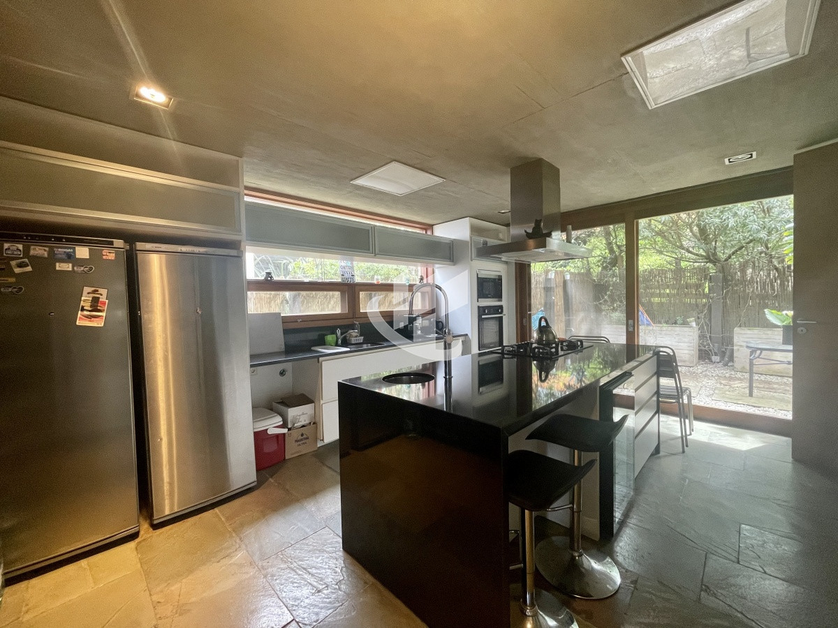 Casa ID.1227 - Venta casa 4 dormitorios El Chorro