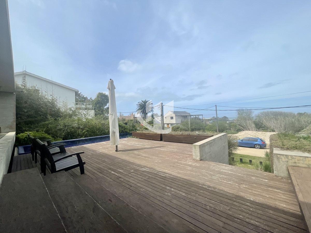 Casa ID.1227 - Venta casa 4 dormitorios El Chorro