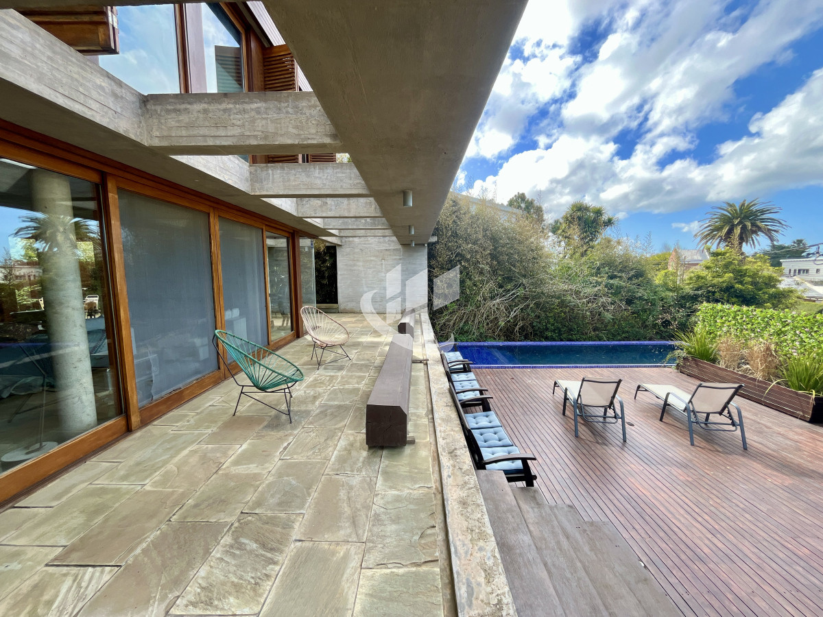 Casa ID.1227 - Venta casa 4 dormitorios El Chorro
