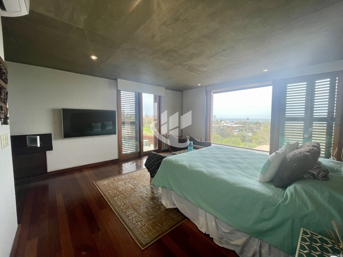 Casa ID.1227 - Venta casa 4 dormitorios El Chorro