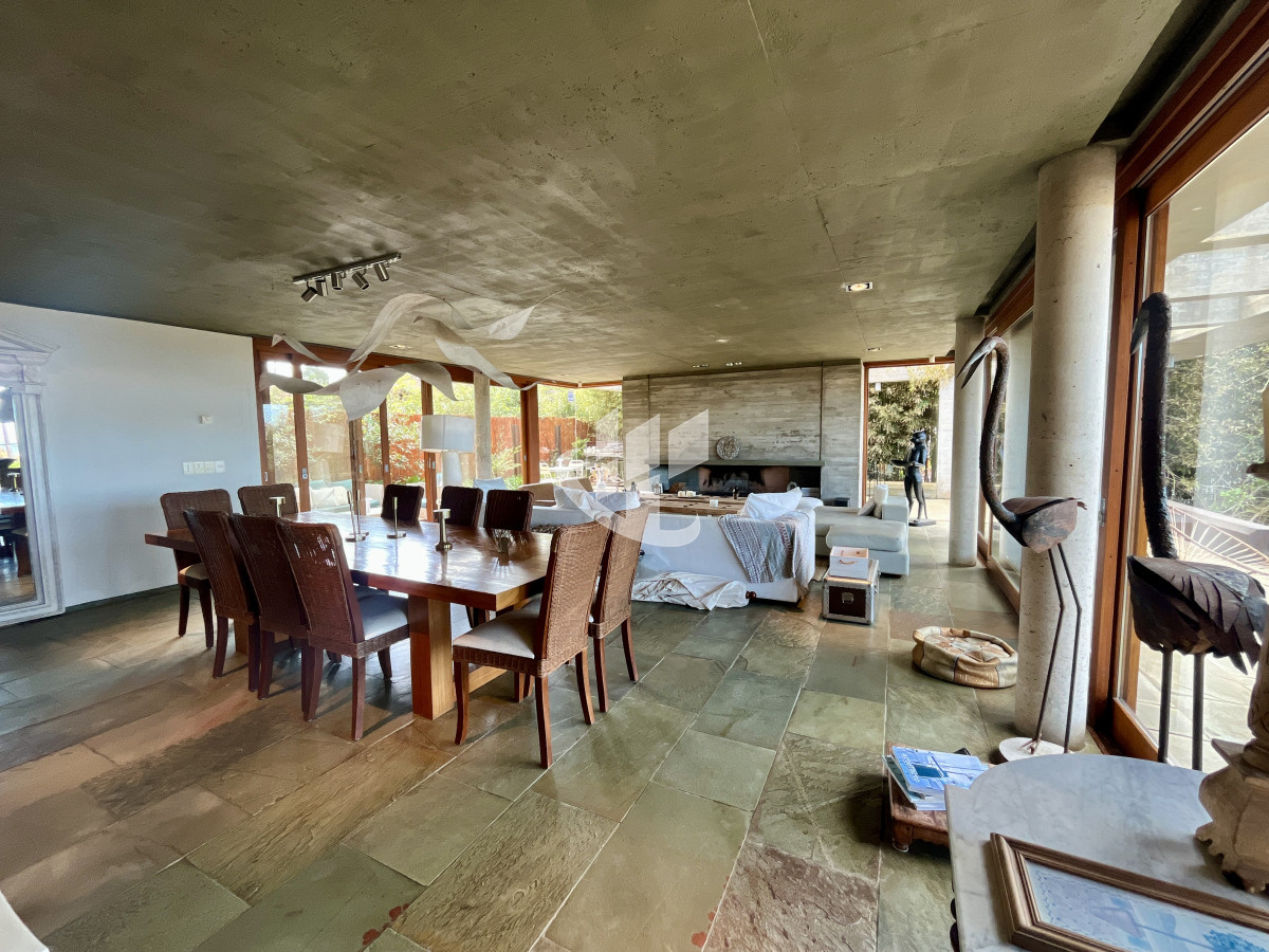 Casa ID.1227 - Venta casa 4 dormitorios El Chorro